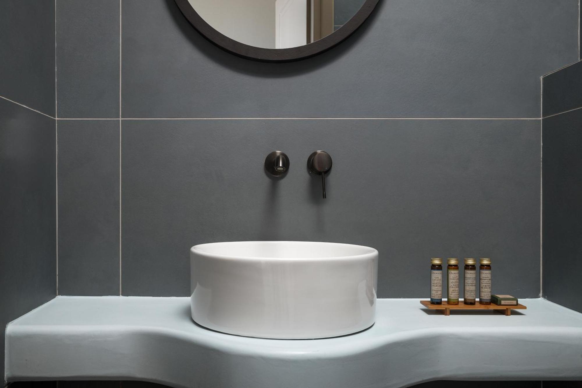 Almarossa Luxury Βούρβουλος