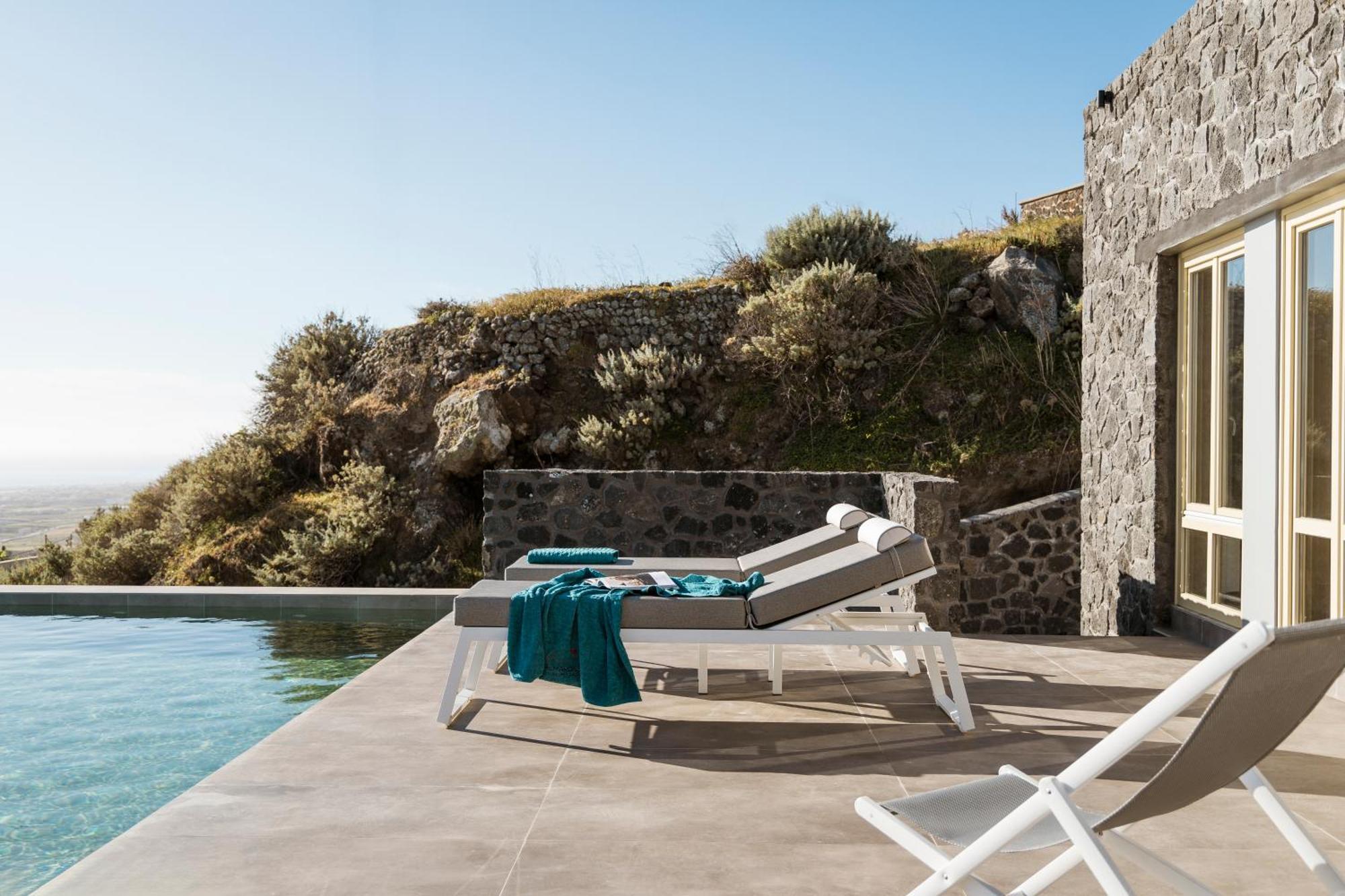 Almarossa Luxury Villa Vourvoúlos