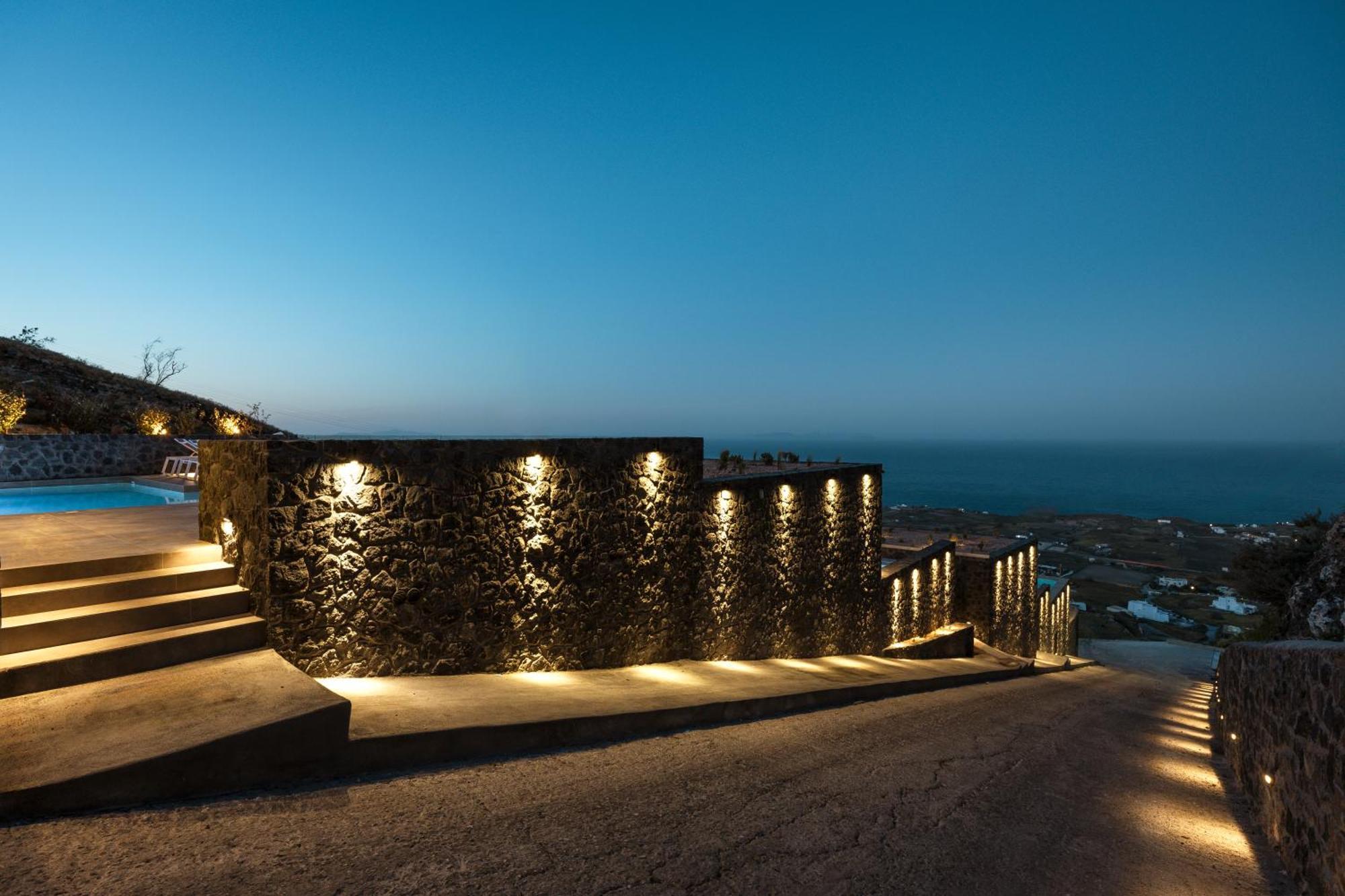Almarossa Luxury Βούρβουλος